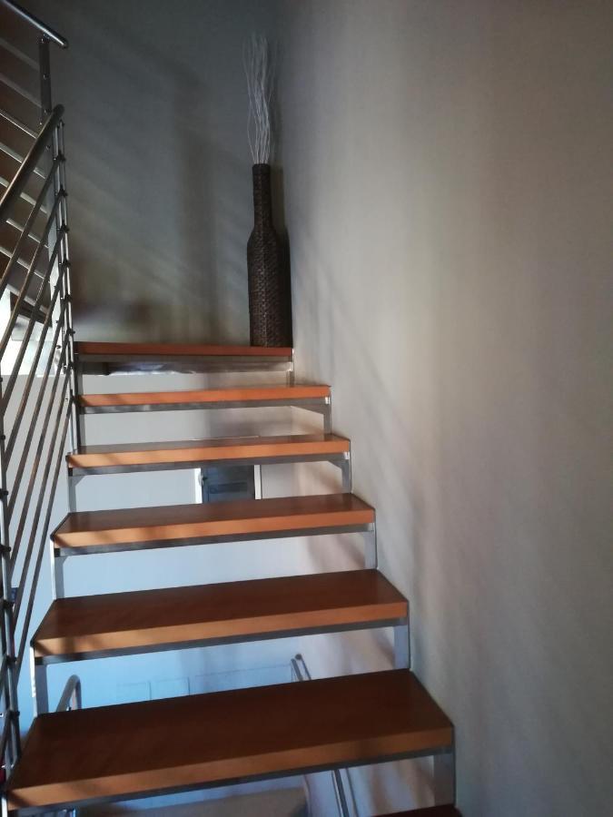 Casa Lorena เดเซนซาโนเดลการ์ดา ภายนอก รูปภาพ